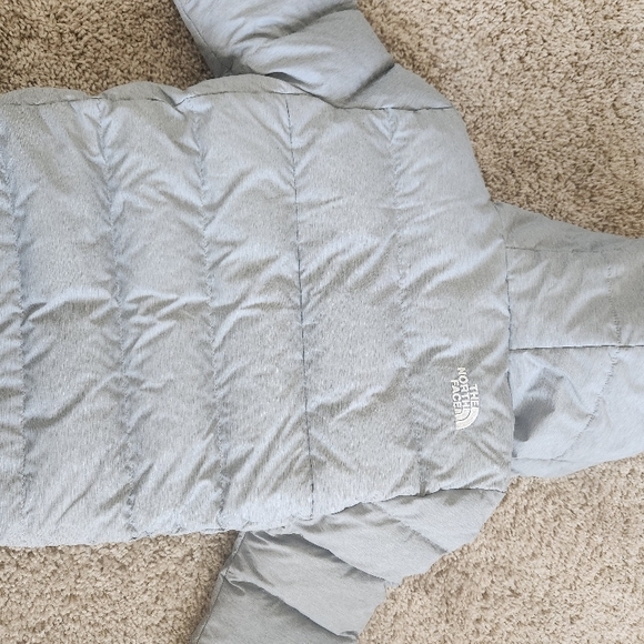 The North Face Kids Light Gray Puffer Jacket - Picture 3 of 4